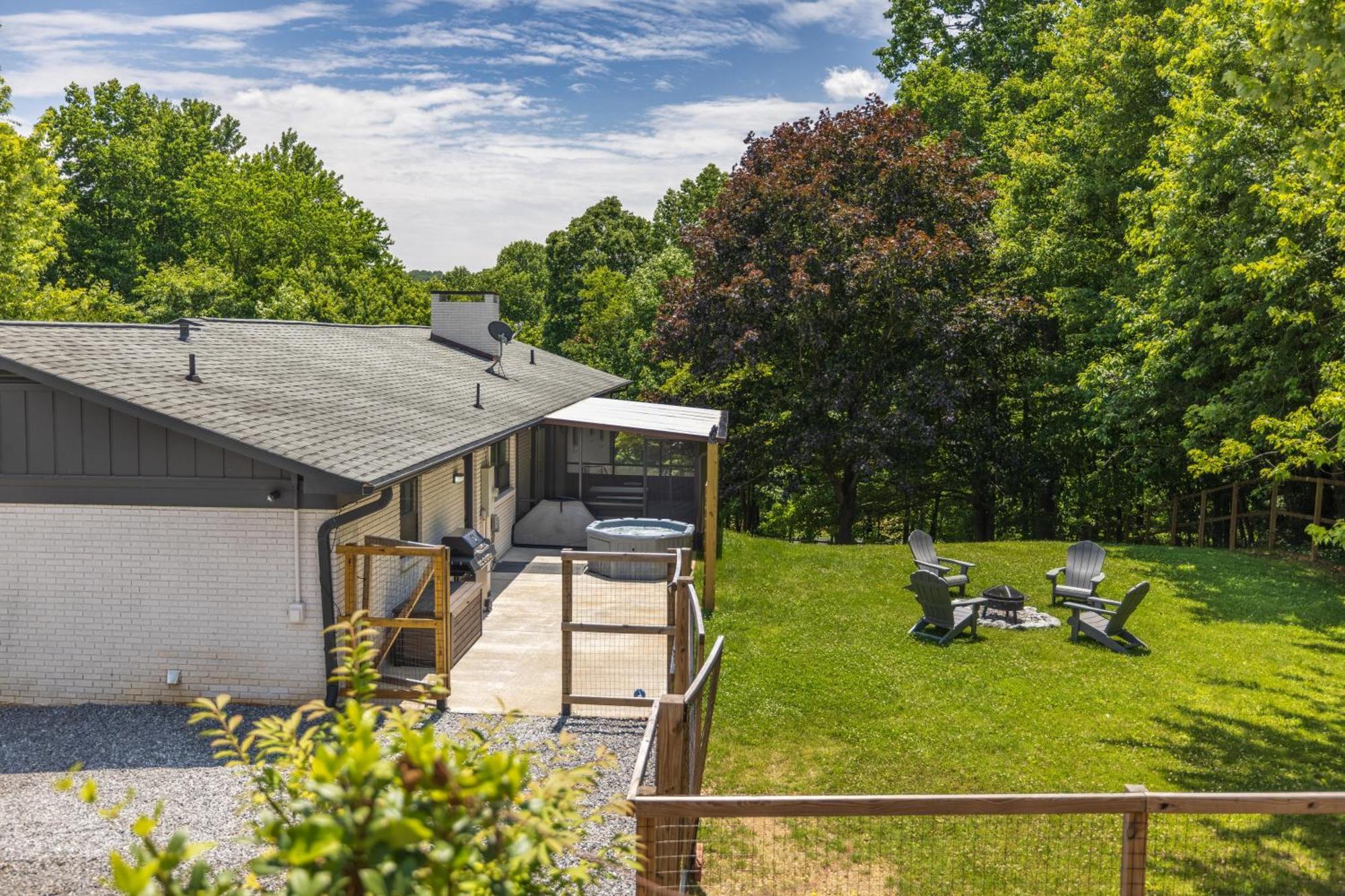Mid-Century Modern Impeccable Remodel With Hot Tub Villa Asheville Luaran gambar