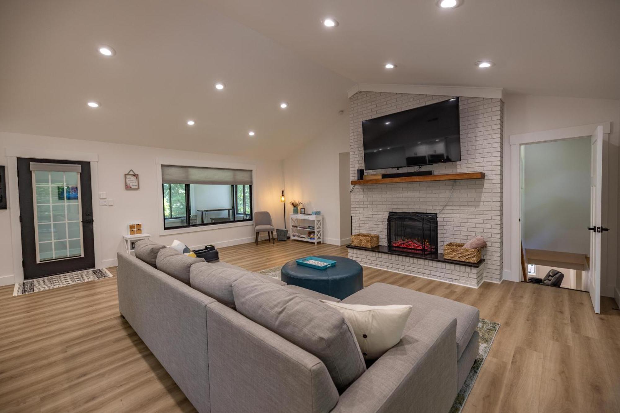 Mid-Century Modern Impeccable Remodel With Hot Tub Villa Asheville Luaran gambar
